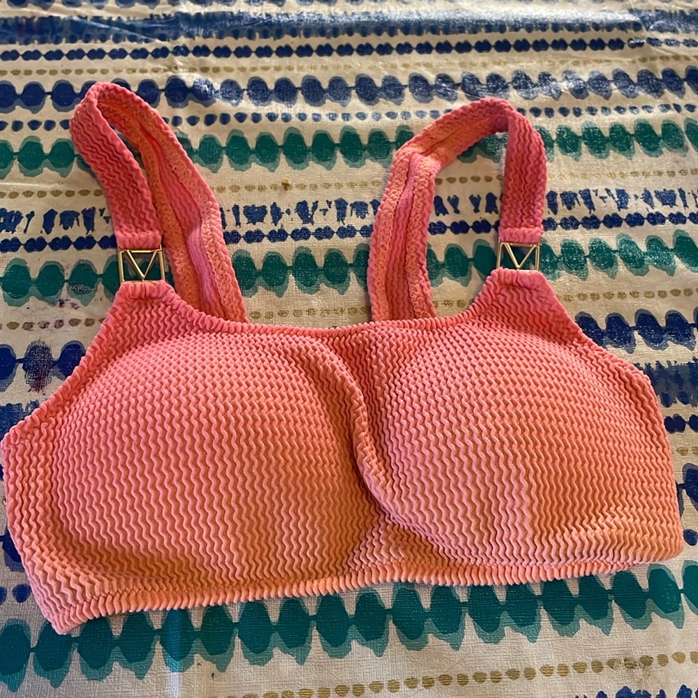 Coralish pink